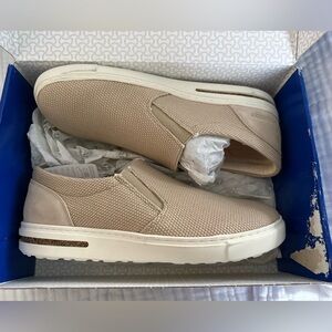 NWT Birkenstock Oswego Canvas-Suede Slip-On Size 42 Regular/Wide
